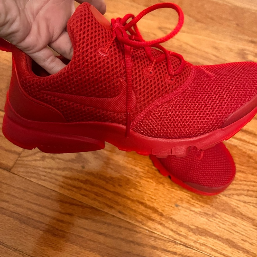 Red Nike